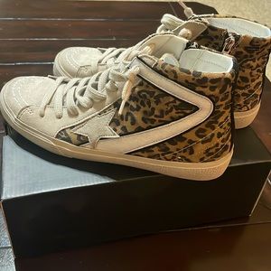Women’s NIB ShuShop high tops